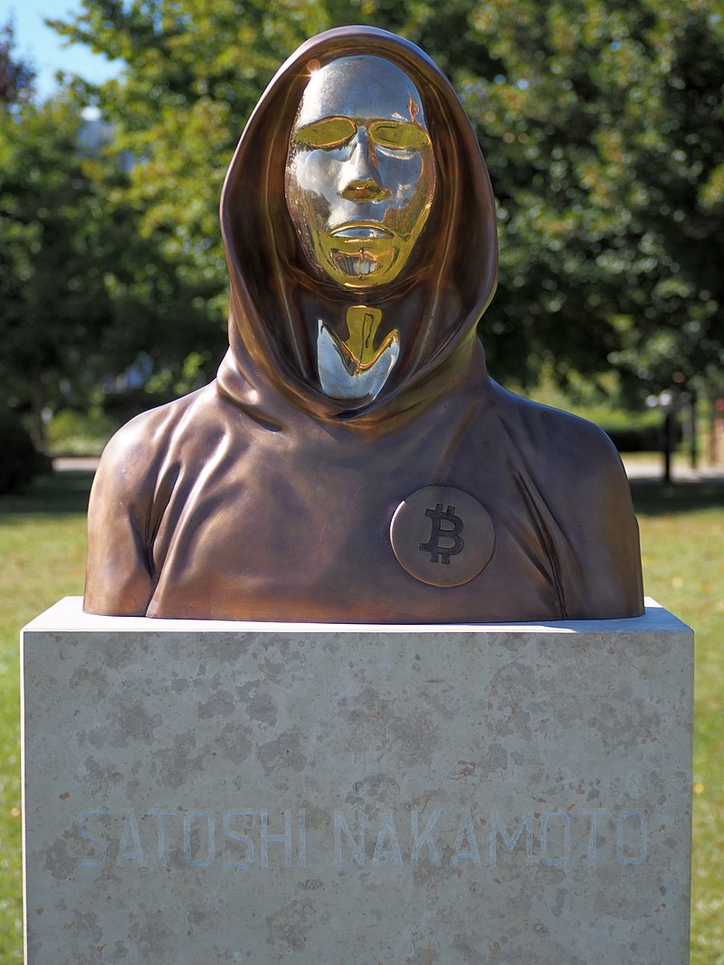 O busto de Satoshi Nakamoto